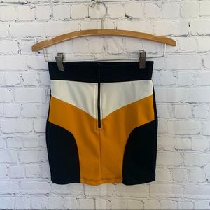 ✨BOGO✨ Fashion Nova Skirt